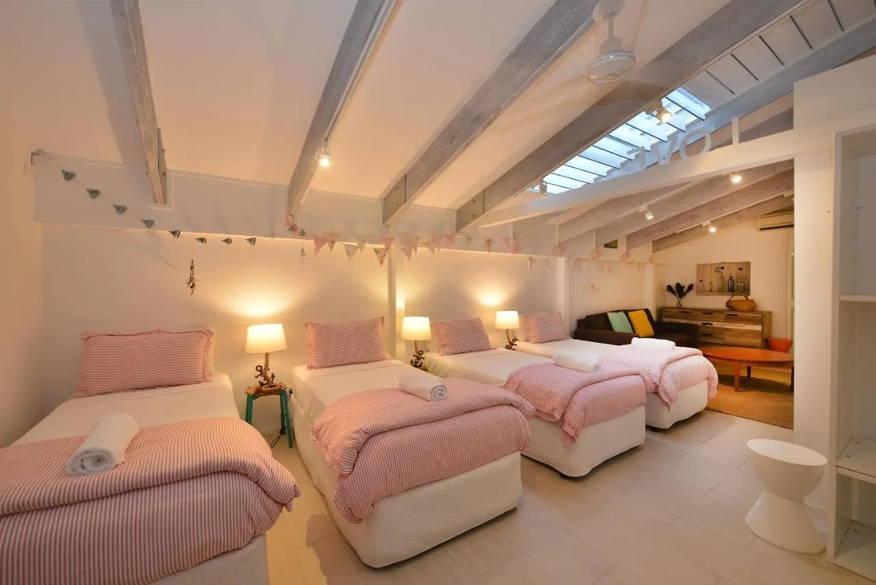 Pavilions In The Palms Heated Pool Short Path To Beach Five Bedrooms Sleeps 14 포트 더글라스 0*,  오스트레일리아